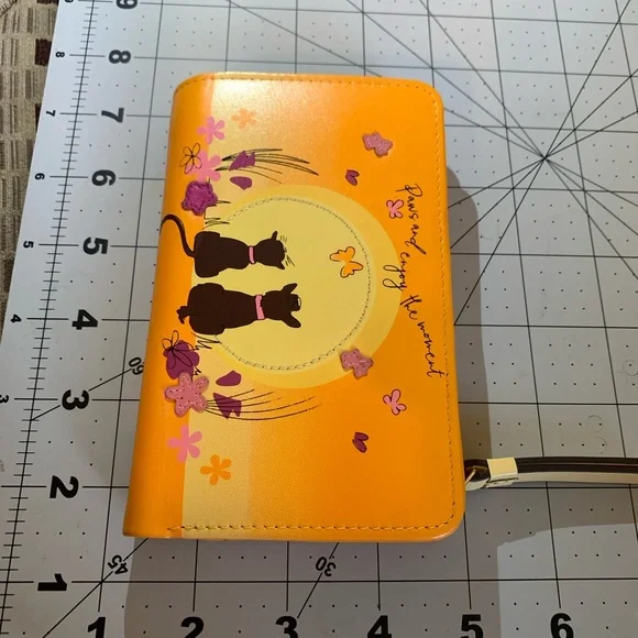 RADLEY LONDON Paws and enjoy the moment Wallet - Picture 11 of 11